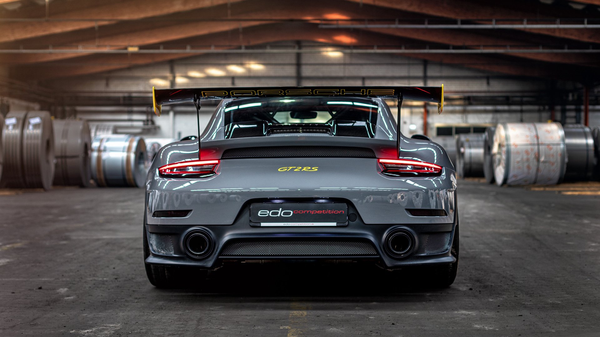 球队是否应优先弥补中场还是锋线短板决定战绩变化，球队中哪个位置最重要